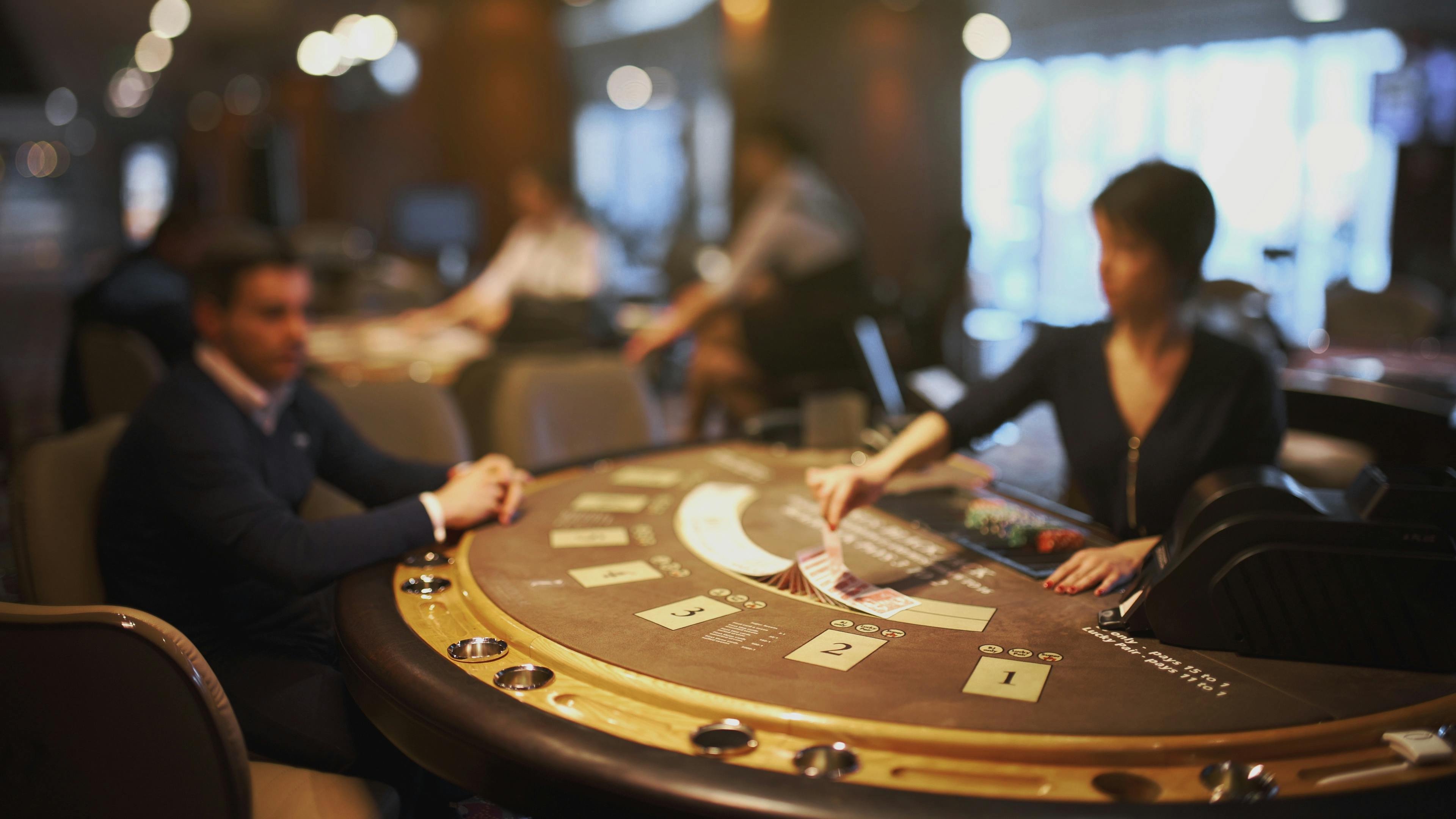 Pengguna Indonesia memainkan slot online biduri189 dari smartphone Android